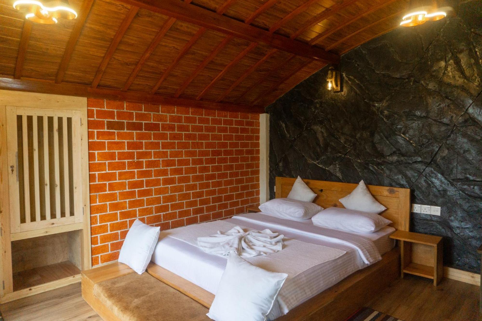 Bed and Breakfast Hobbit Hole Hideaway Елла Екстер'єр фото