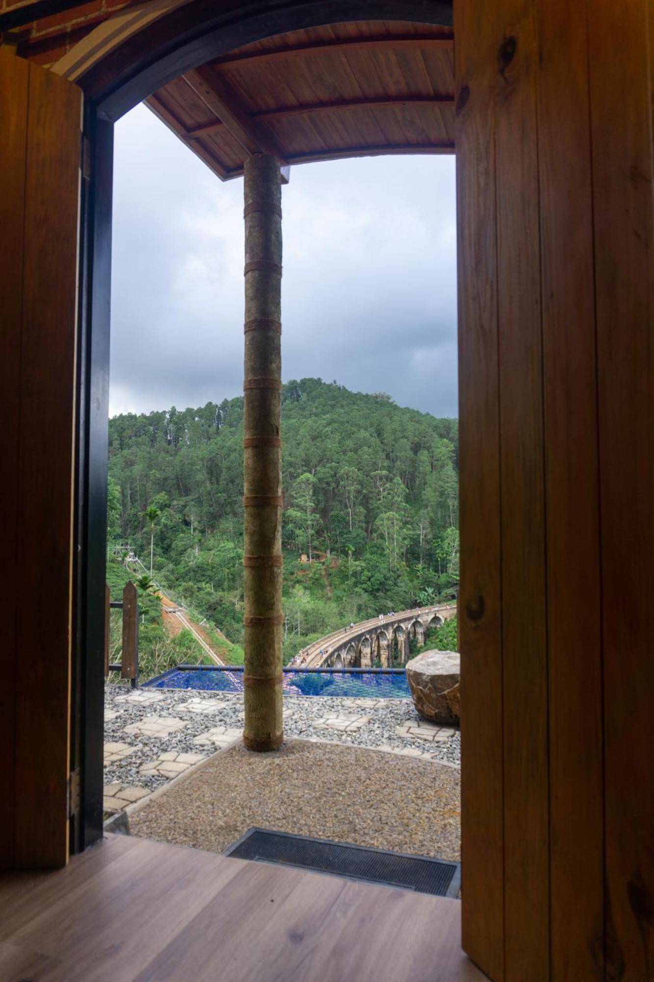 Bed and Breakfast Hobbit Hole Hideaway Елла Екстер'єр фото
